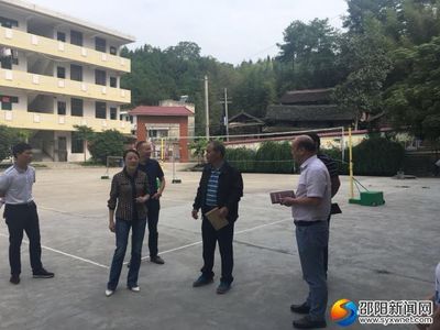 綏寧縣鵝公嶺鄉(xiāng)開展校園安全大檢查，筑牢校園安全防線